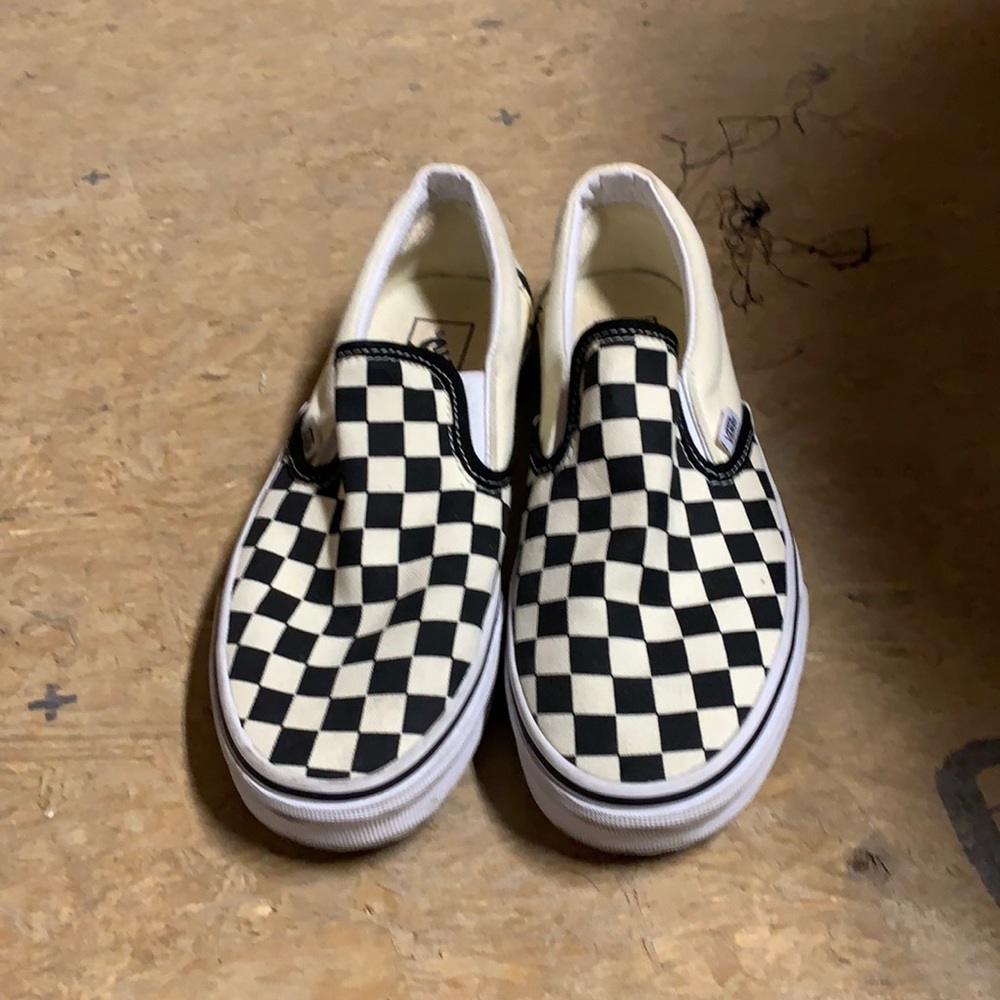 black and white checkered vans